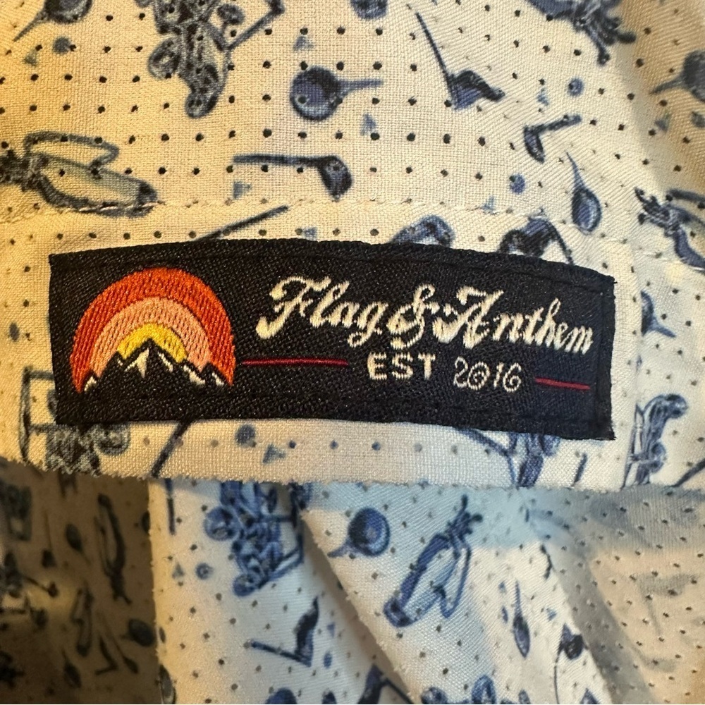 Flag & Anthem Golf Cart Casual White and Blue Patterned Men's Shirt - Picture 4 of 6